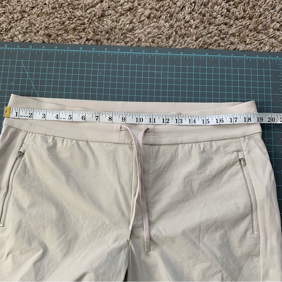 Athleta HEADLANDS HYBRID MID RISE JOGGER PULL ON SIZE 16 HIKING WALKING CASUAL - Picture 14 of 16